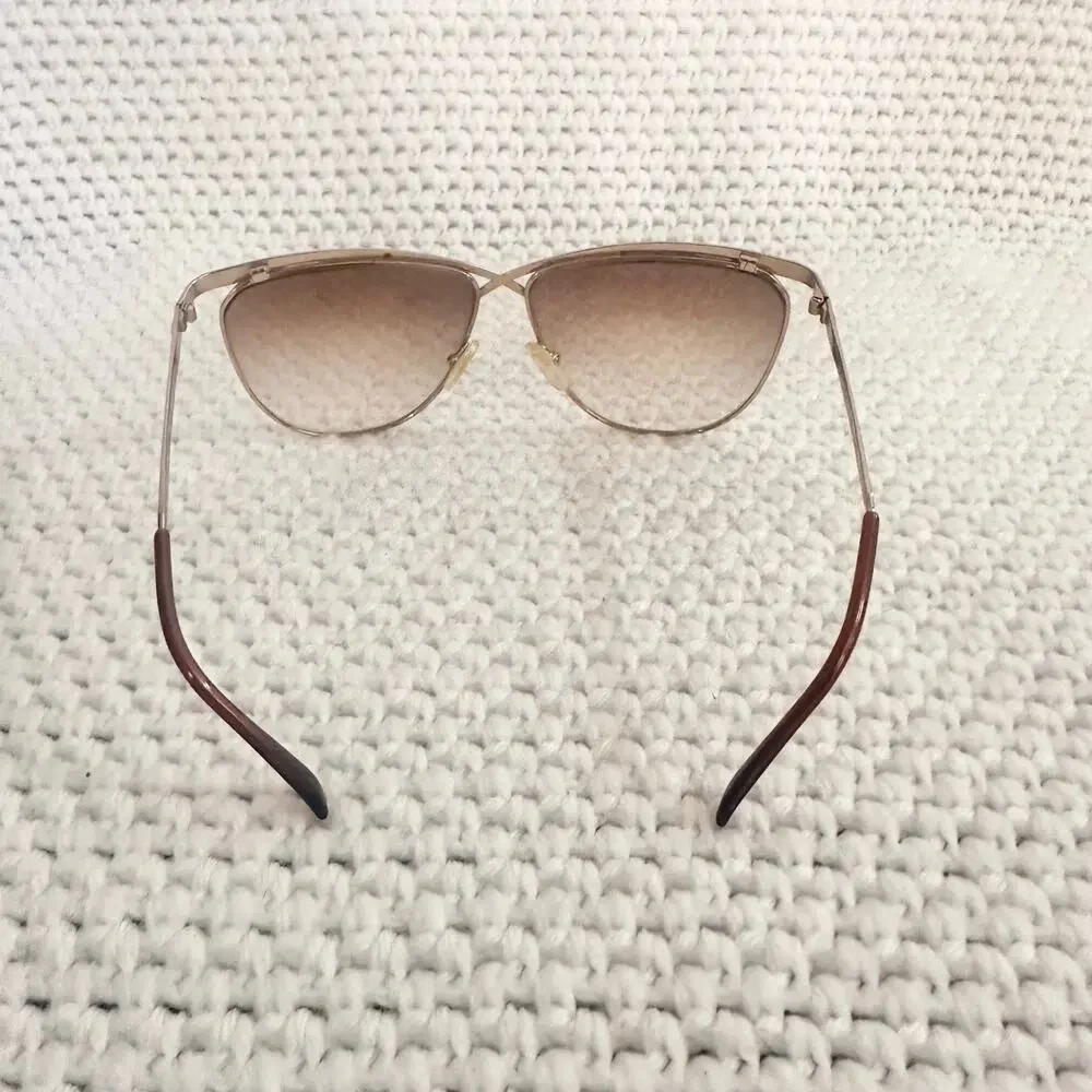 Laura Biagiotti Vintage 80s Gold Aviator Sunglasses ONLY Criss Cross Frame Glam